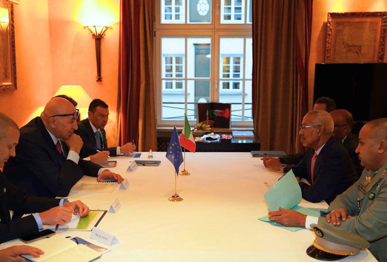 Le ministre Crosetto rencontre son homologue mauritanien, Hanana Ould Sidi