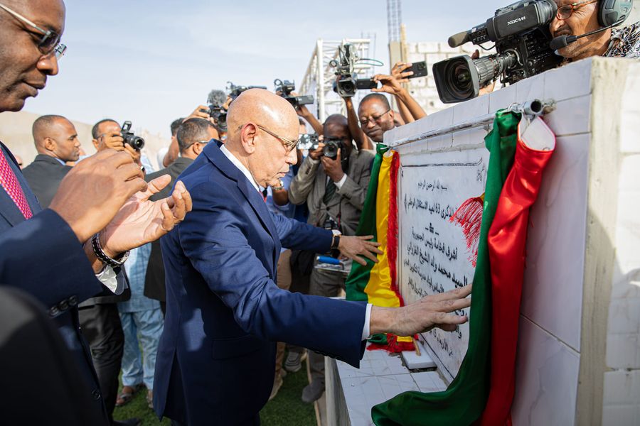 Ghazouani pose la première pierre de trois grandes écoles de formation pour un coût de 452 millions MRU