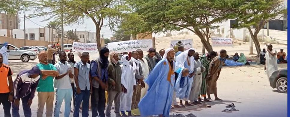 Des pêcheurs déplacés manifestent à Nouadhibou : “Un mois de promesses non tenues”
