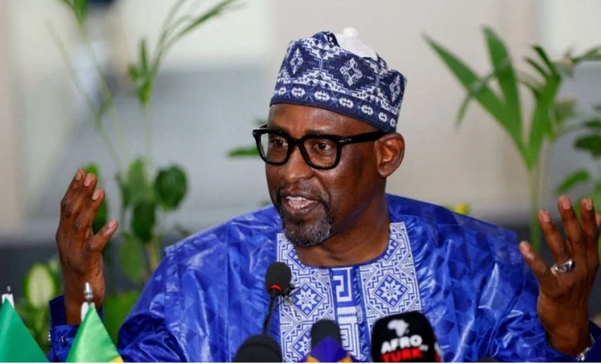  Lors d'un forum au Sénégal, le Niger et le Mali accusent leurs voisins de soutenir le terrorisme 