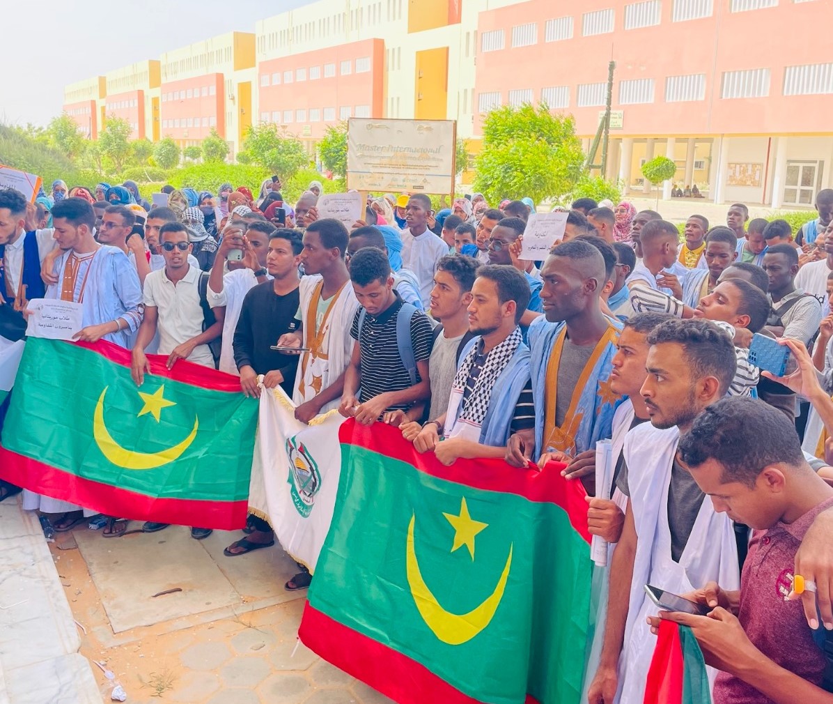 Les étudiants de l’université de Nouakchott qualifient de « farce » les services dispensés pour leur transport