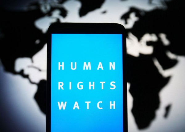 Human Rights Watch demande aux pays africains de refuser d’accueillir des migrants expulsés des Etats-Unis