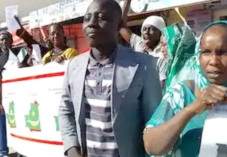 Nouakchott: Sit-in devant le centre d’enrôlement de Sebkha (Photos)